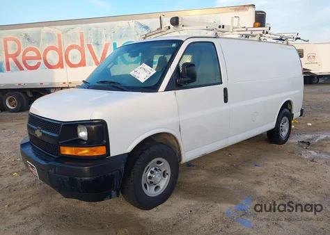 2017 Chevrolet Express 2500 Work Van из США, поврежденный, VIN 1GCWGAFF8H1246565